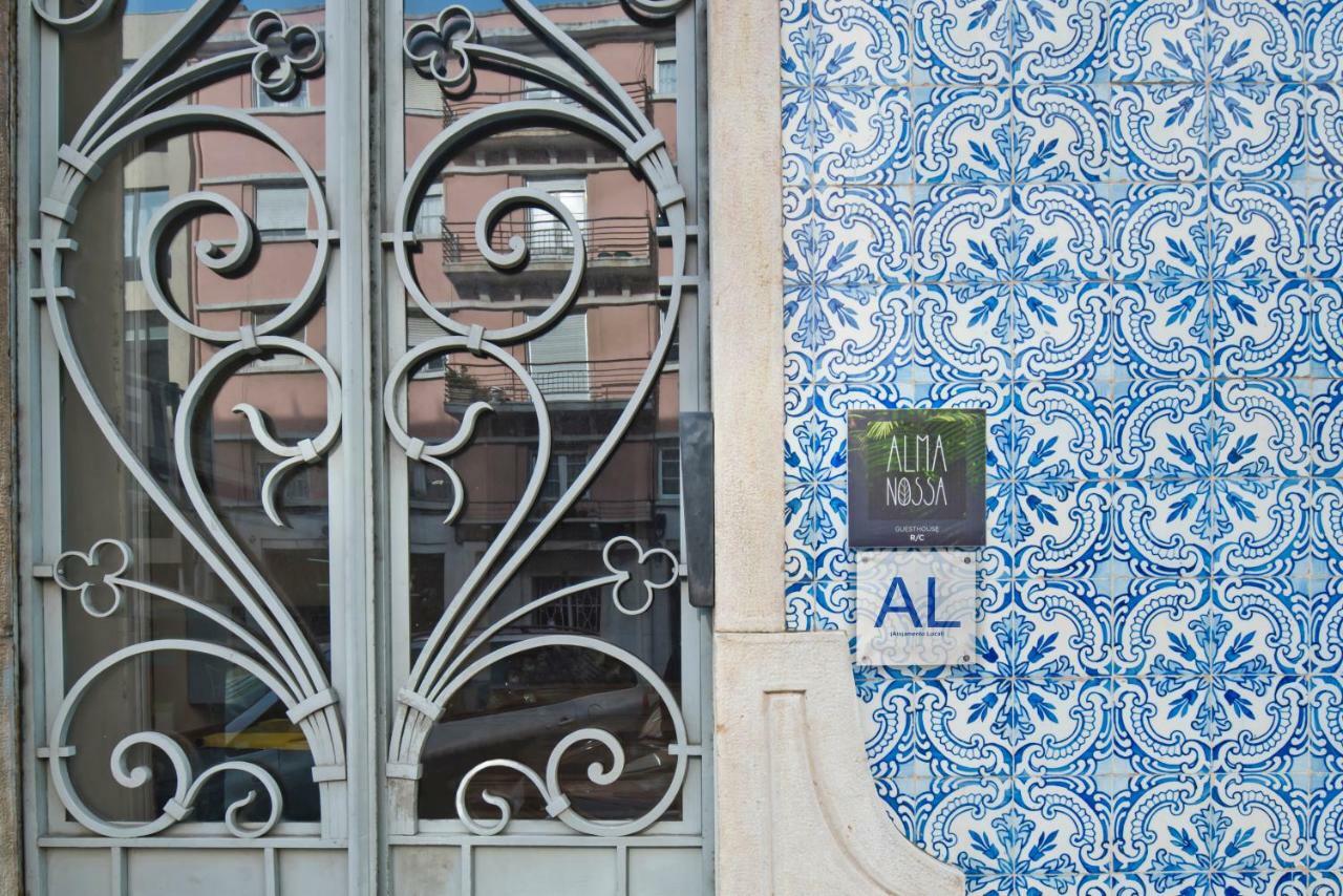 Alma Nossa Guest House Lisbona Esterno foto